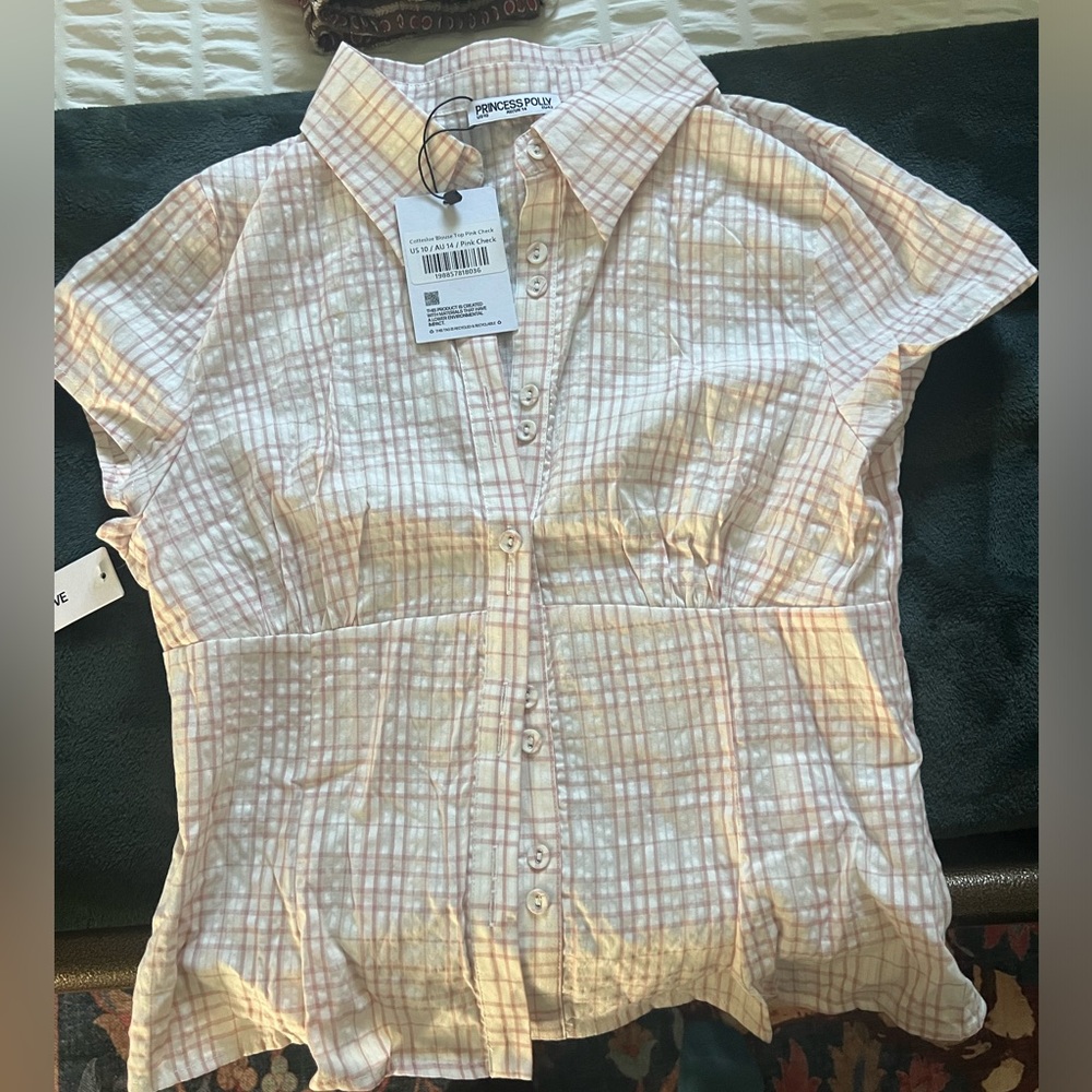 Princess Polly linen button up; short sleeve